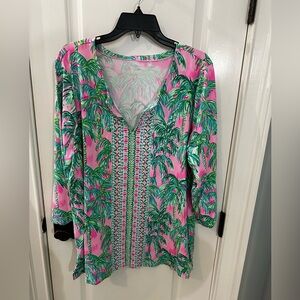 Lilly Pulitzer Size XXL Blouse. Excellent condition 94% Nylon and 6% Spandex